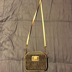 Michael Kors crossbody